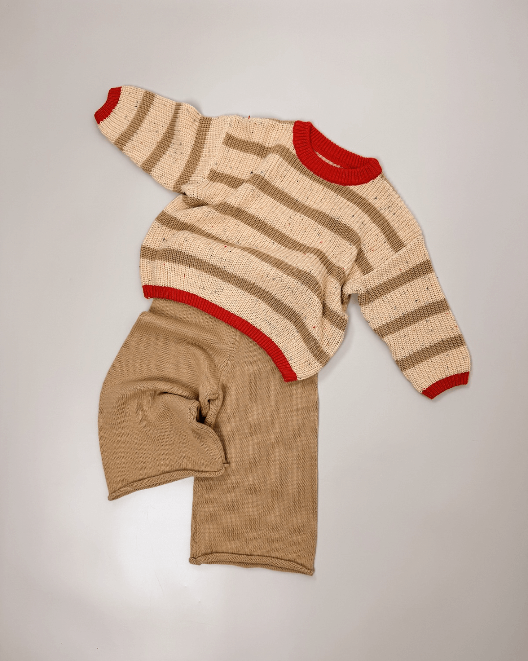 ベージュコットンパンツ