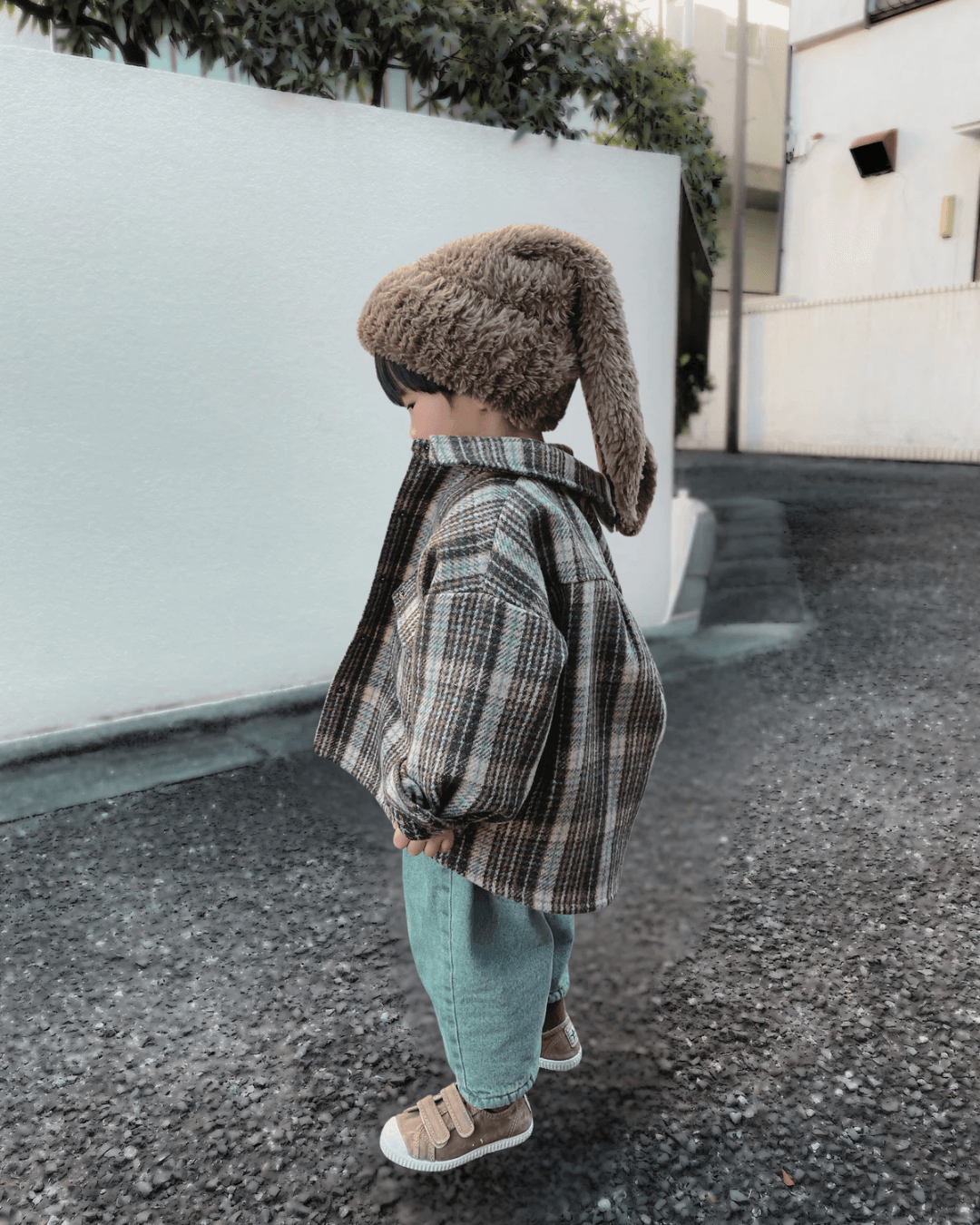 チェックシャツ