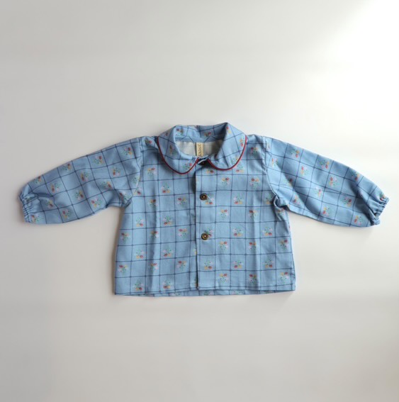 ライトブルーチェックシャツ